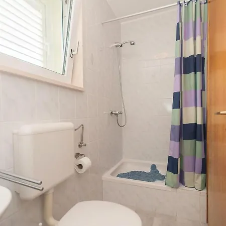 Apartments Rubic Omis- 230M From Sandy Beach Duce Exterior photo