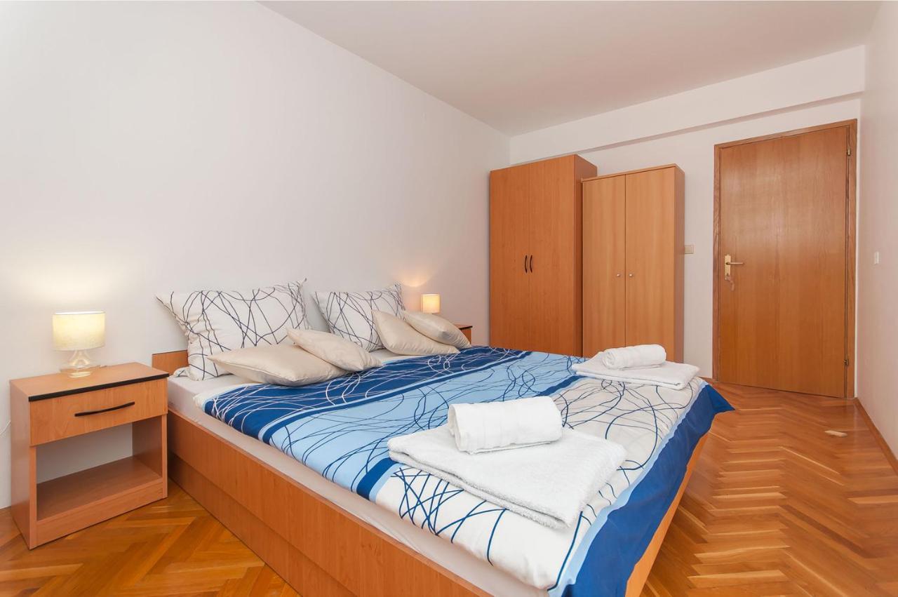Apartment Rubic Omis- 230m From Sandy
