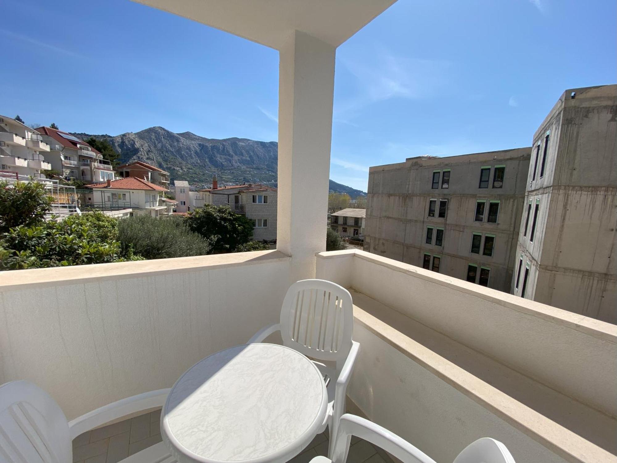 Rubic Omis- 230m From Sandy Apartment *